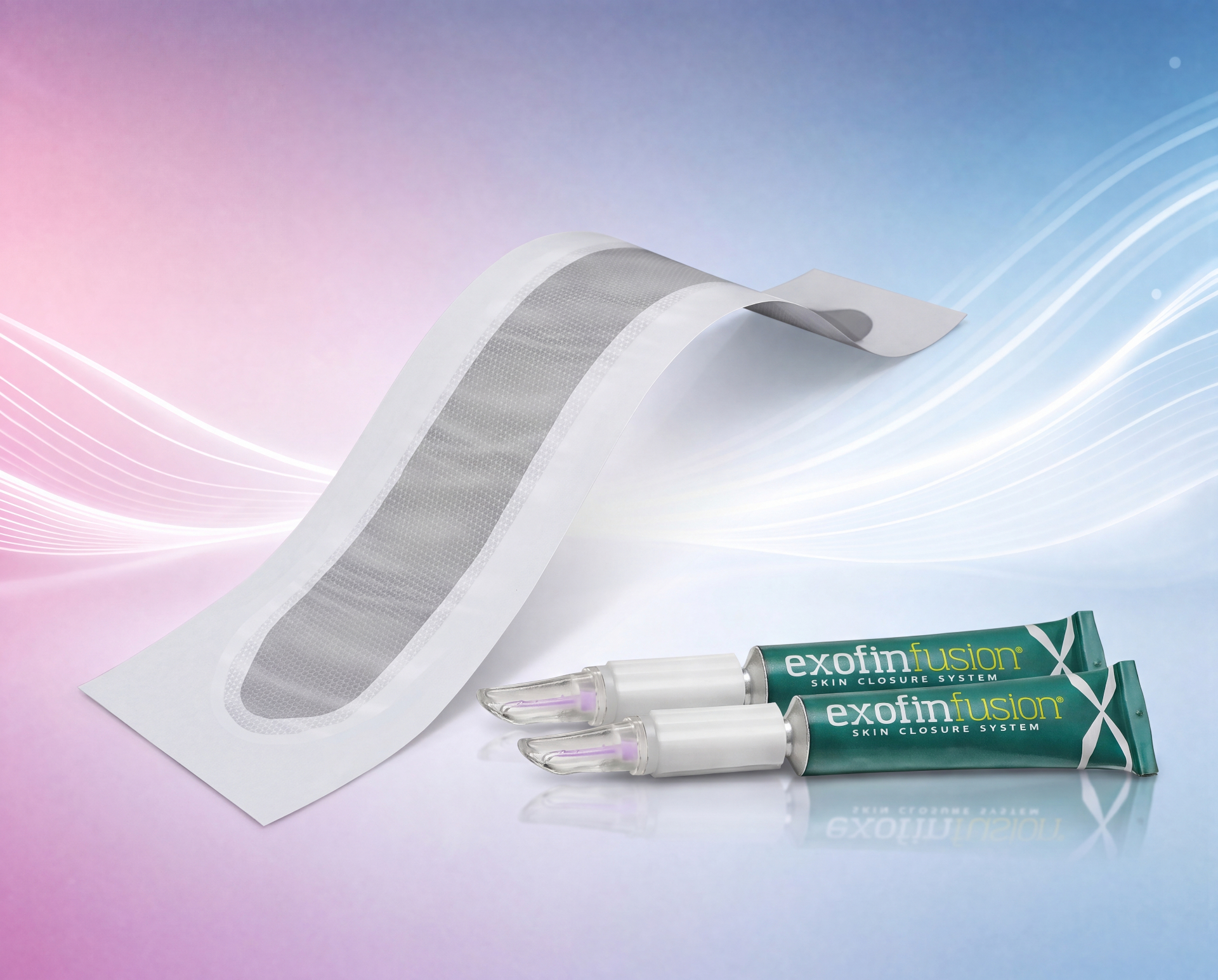 exofin fusion Wundverschluss-System mit flexiblem Mesh auf der Haut